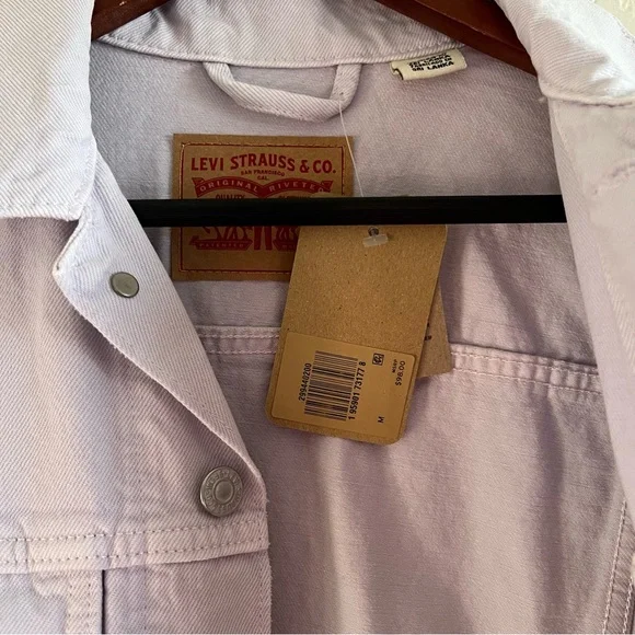 NWT Levi’s Women’s Ex-Boyfriend Tucker Jacket, size Medium - Picture 3 of 5